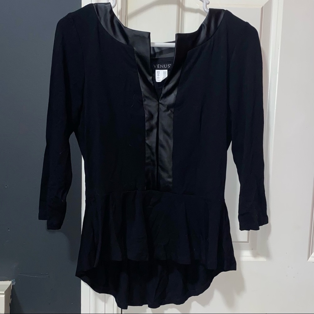 Venus | Lightweight Top with Faux/Vegan Leather Neckline